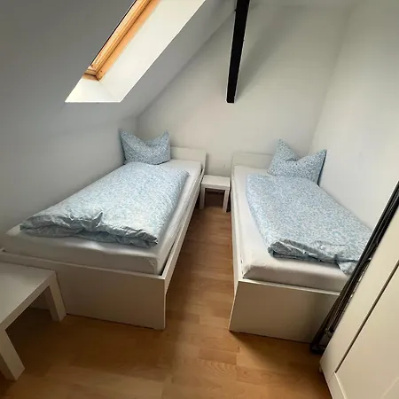Ferien- Und Monteurwohnung Bei Leuna, Halle, Merseburg Und Geiseltalsee דירה *